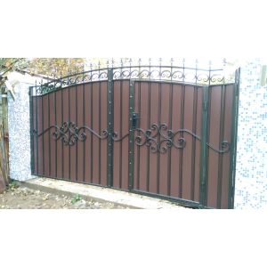 Ворота кованые «Персия» со встроенной калиткой металлические арочные