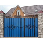 Ворота кованые «Чехия» металлические со встроенной калиткой прямые